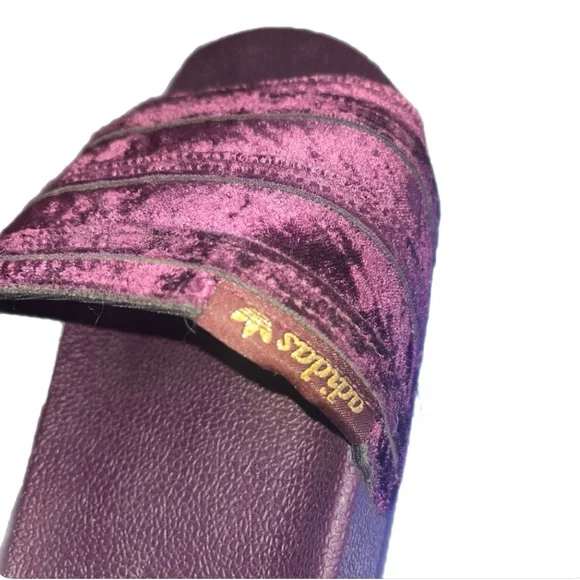 Adidas Adilette velour Slip On Womens Shoes Size 9 - Picture 5 of 7